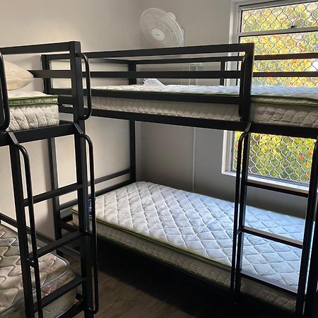 Homely Inn Hostel Gold Coast Bagian luar foto
