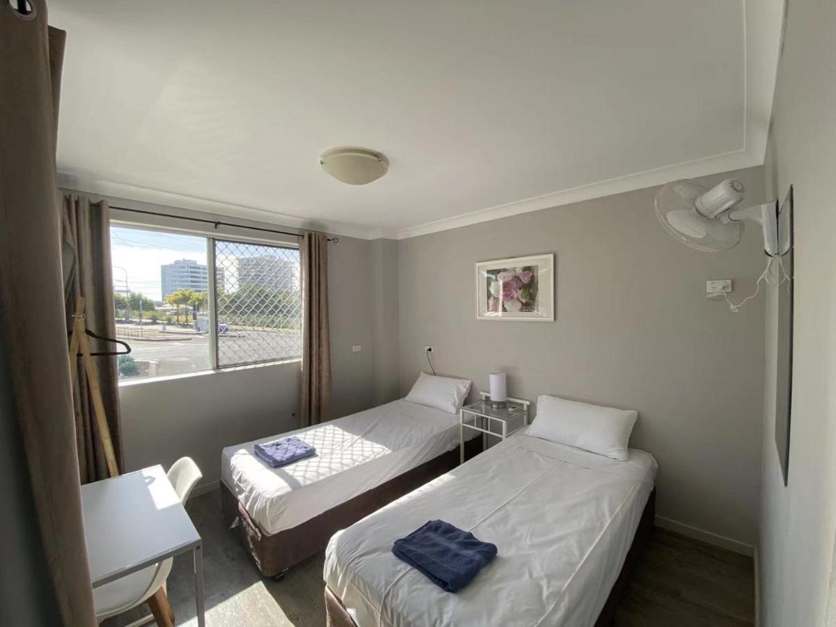 Homely Inn Hostel Gold Coast Bagian luar foto
