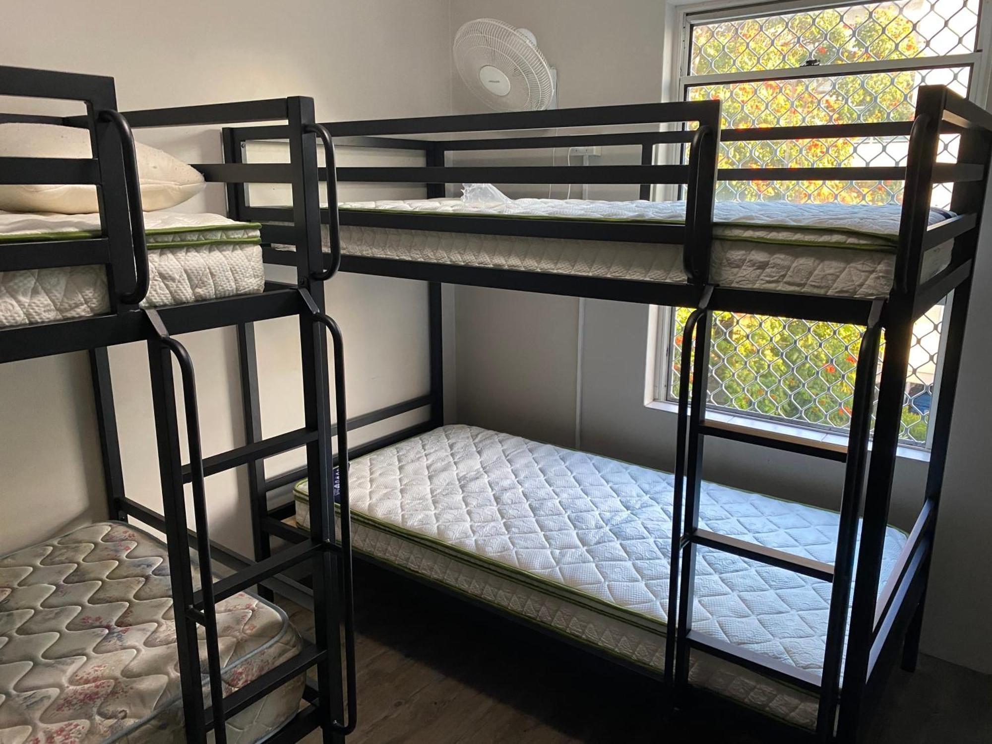 Homely Inn Hostel Gold Coast Bagian luar foto