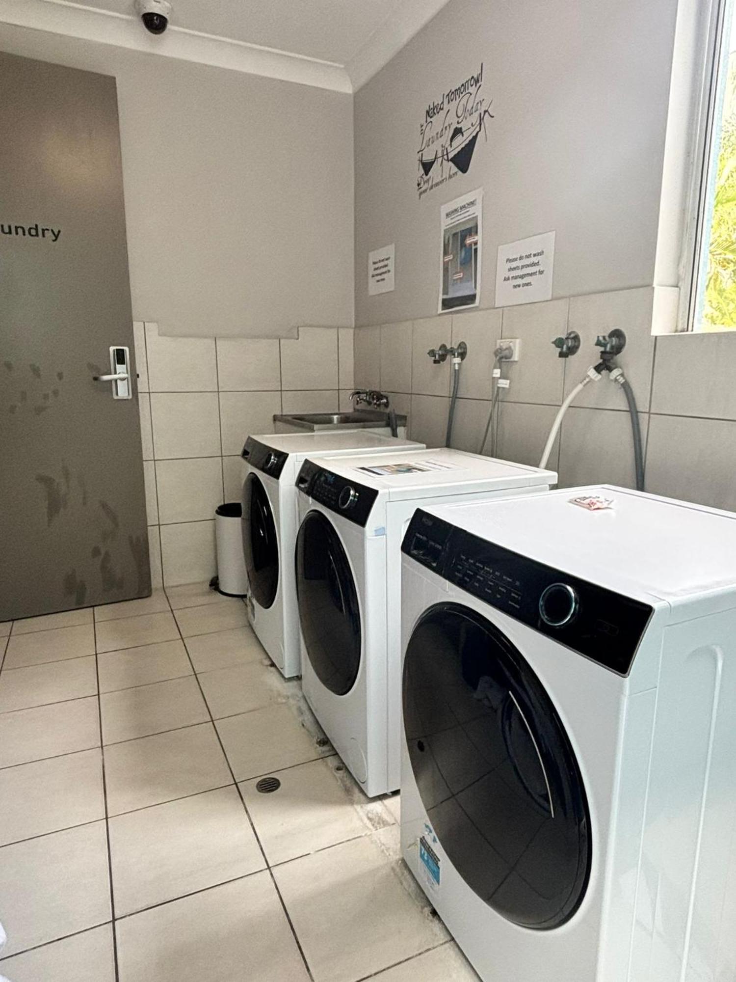 Homely Inn Hostel Gold Coast Bagian luar foto